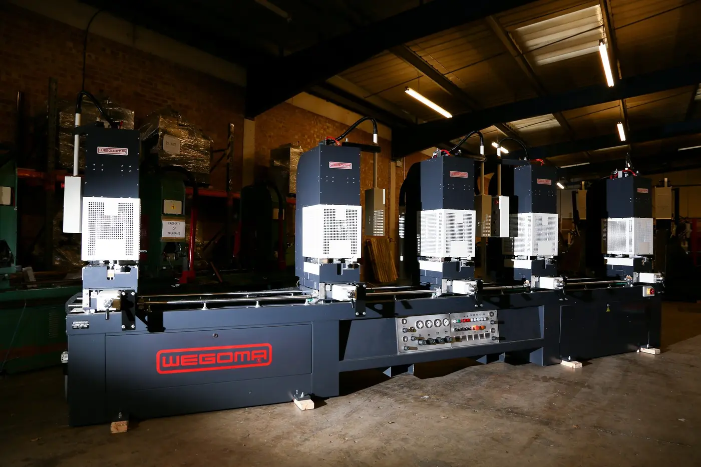 Wegoma 5-head Inline welder